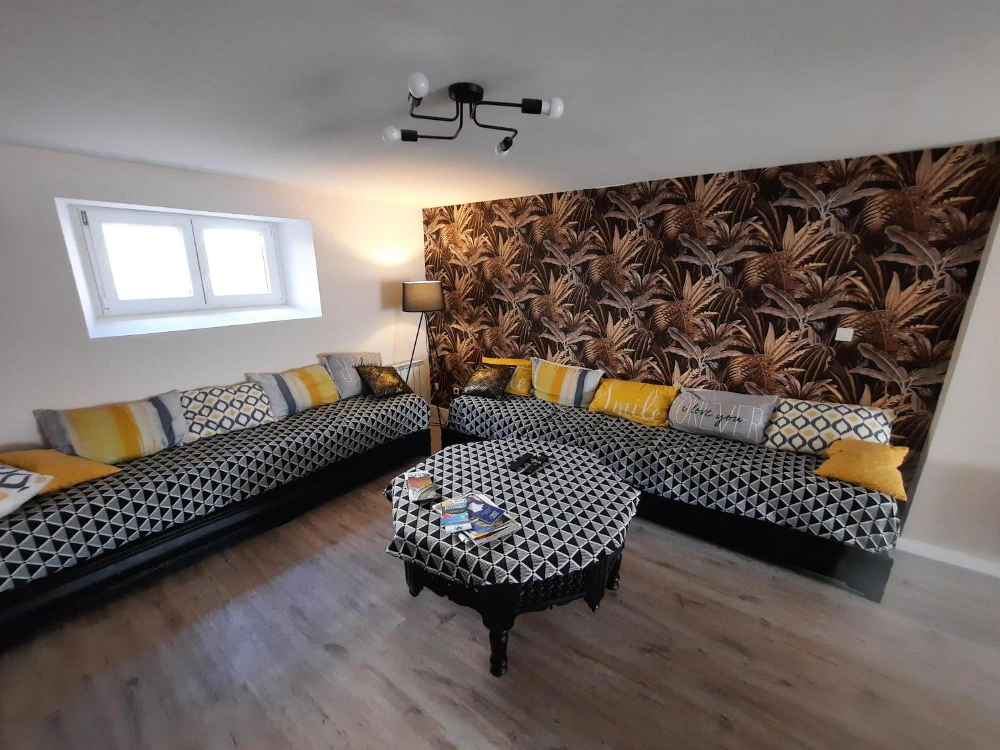Belle Suite Privative Centre Vesoul Exterior photo